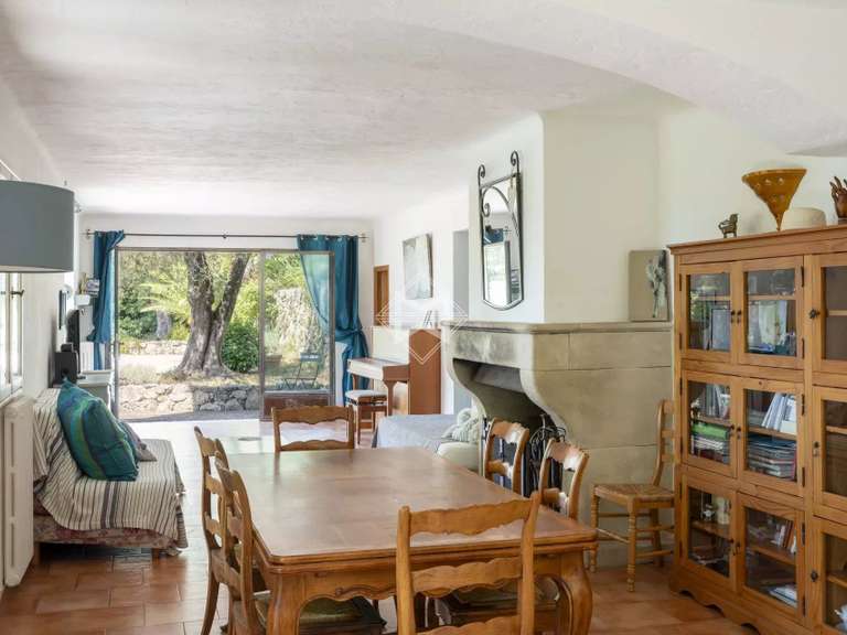 Villa Châteauneuf-Grasse - 4 chambres - 137m²