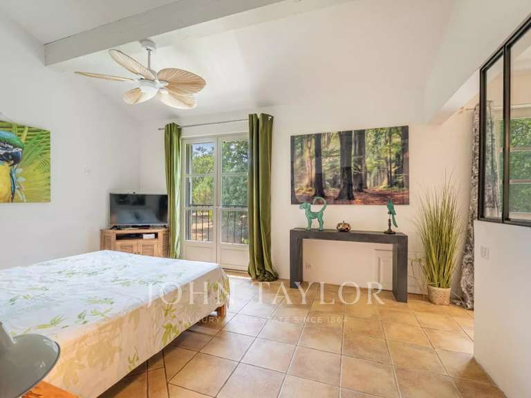 Villa Châteauneuf-Grasse - 6 chambres - 300m²