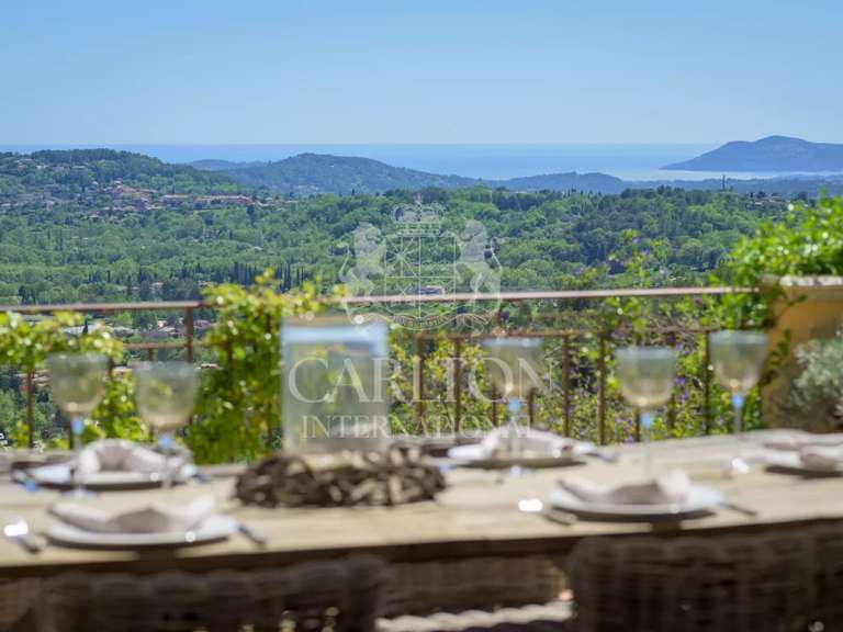 Villa Châteauneuf-Grasse - 4 bedrooms - 175m²