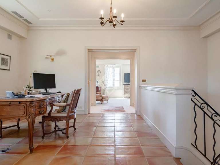 Villa Châteauneuf-Grasse - 6 chambres - 625m²