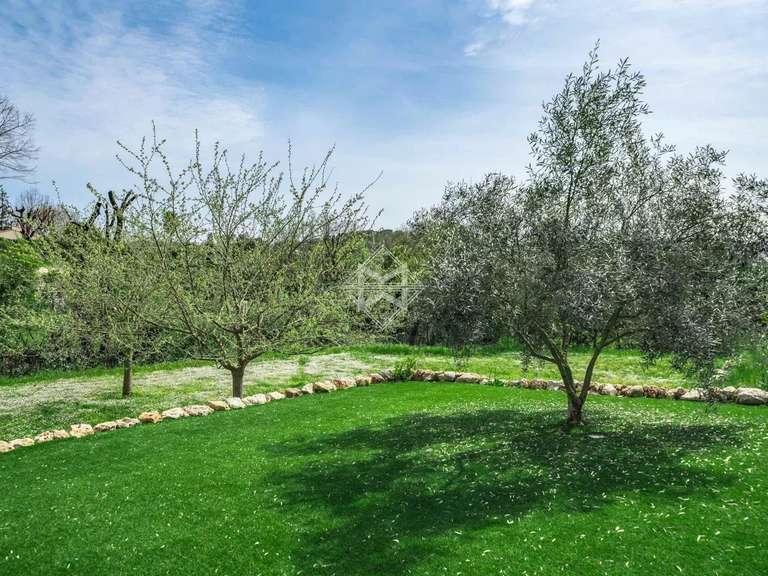 Villa Châteauneuf-Grasse - 4 chambres - 224m²