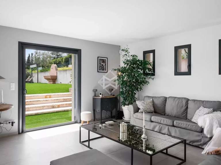 Villa Châteauneuf-Grasse - 4 chambres - 224m²