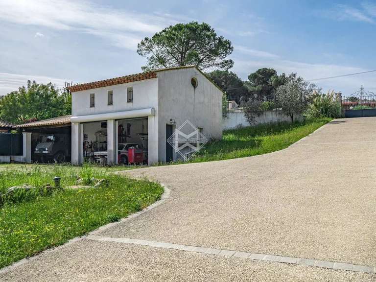 Villa Châteauneuf-Grasse - 4 chambres - 224m²