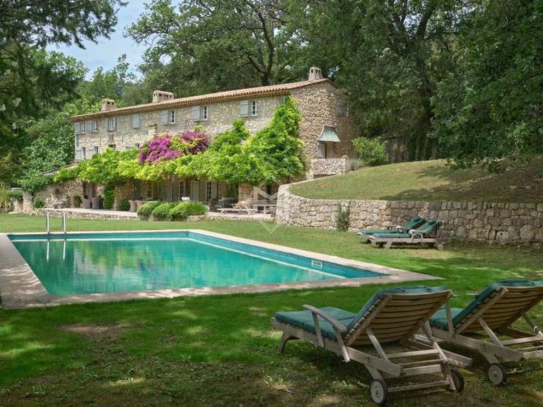 Villa Châteauneuf-Grasse - 7 chambres - 400m²