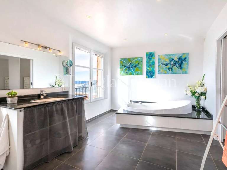Villa Châteauneuf-Grasse - 5 chambres - 284m²
