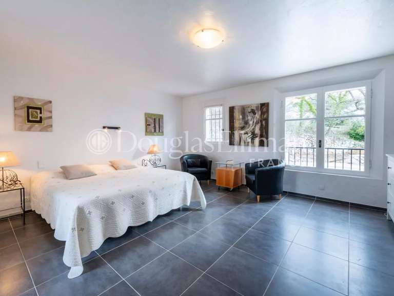 Villa Châteauneuf-Grasse - 5 chambres - 284m²