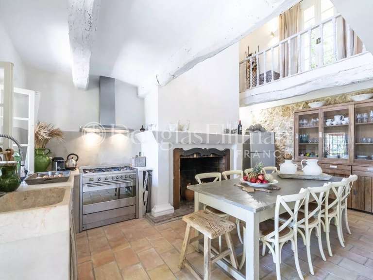 Villa Châteauneuf-Grasse - 5 chambres - 357m²