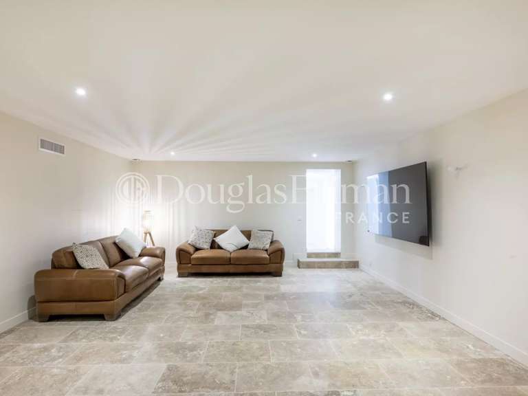 Villa Châteauneuf-Grasse - 6 chambres - 574m²