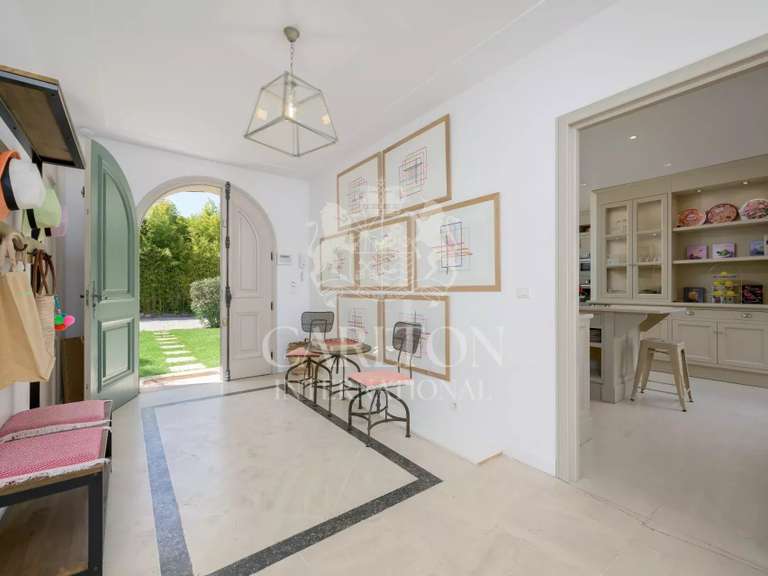 Villa Châteauneuf-Grasse - 6 chambres - 351m²