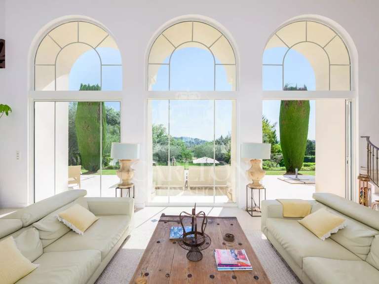 Villa Châteauneuf-Grasse - 6 chambres - 351m²