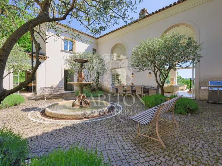 Villa Châteauneuf-Grasse - 6 chambres - 351m²