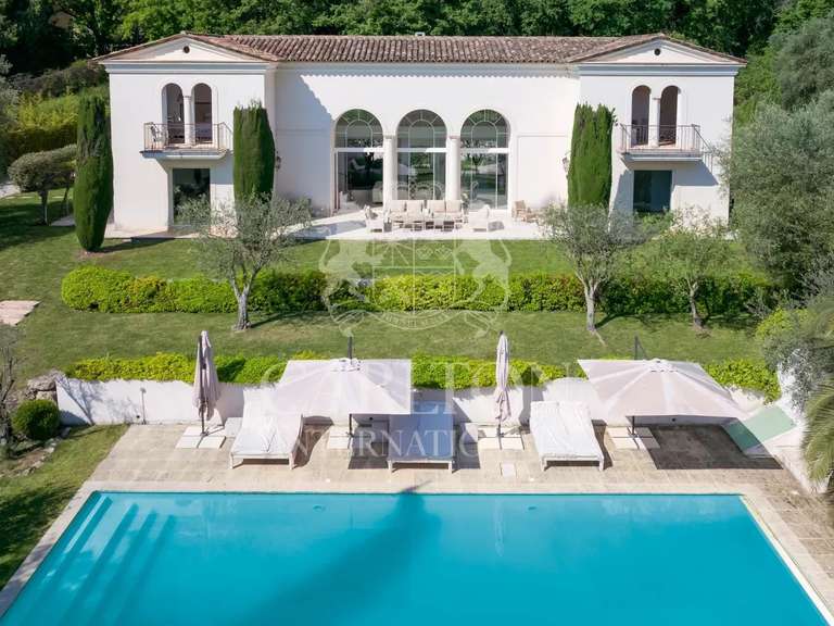 Villa Châteauneuf-Grasse - 6 chambres - 351m²