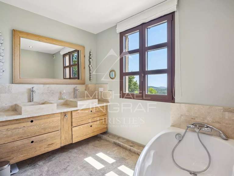 Villa Châteauneuf-Grasse - 5 chambres - 250m²