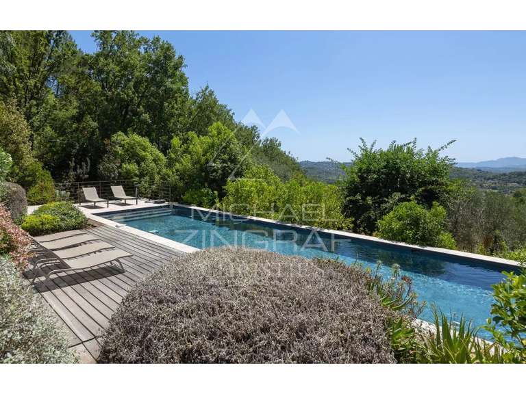Villa Châteauneuf-Grasse - 5 chambres - 250m²