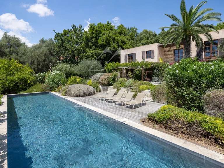 Villa Châteauneuf-Grasse - 5 chambres - 250m²