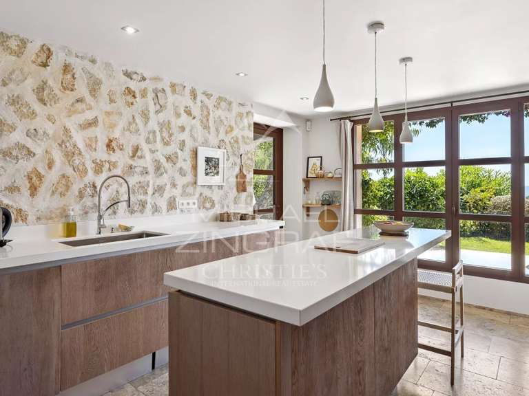 Villa Châteauneuf-Grasse - 5 chambres - 250m²