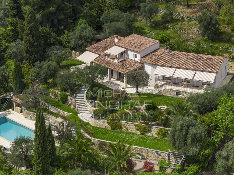 Villa Châteauneuf-Grasse - 5 chambres - 239m²