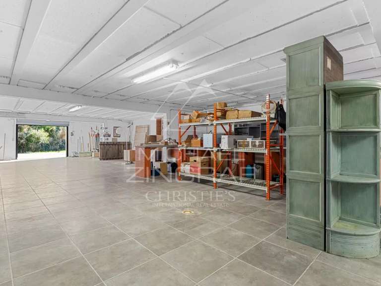 Villa Châteauneuf-Grasse - 4 bedrooms - 156m²