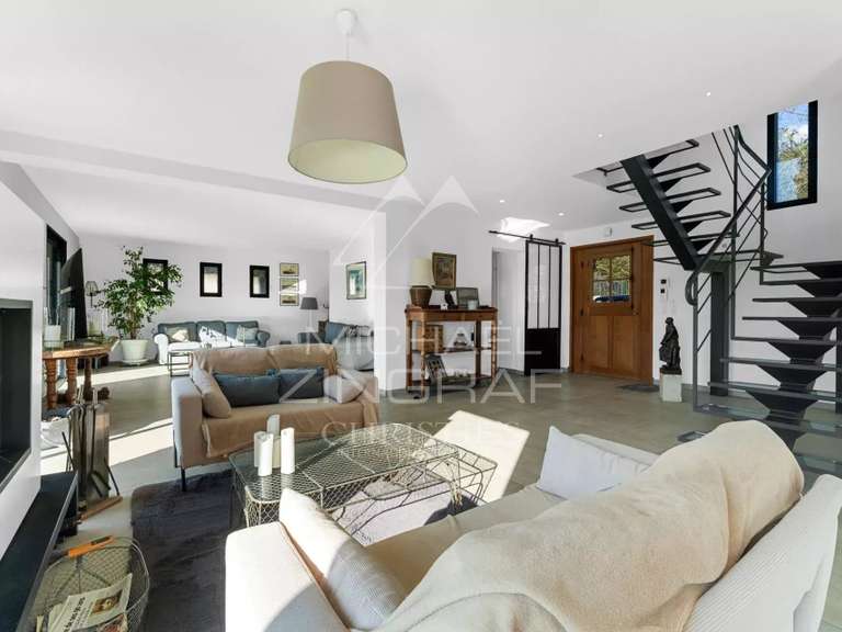 Villa Châteauneuf-Grasse - 4 chambres - 224m²