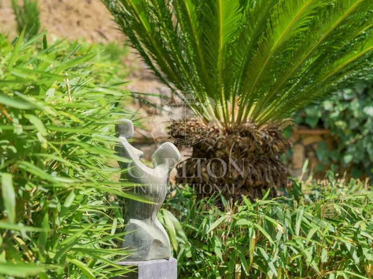 Villa Châteauneuf-Grasse - 4 chambres - 175m²