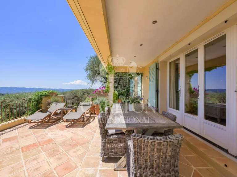 Villa Châteauneuf-Grasse - 4 bedrooms - 175m²