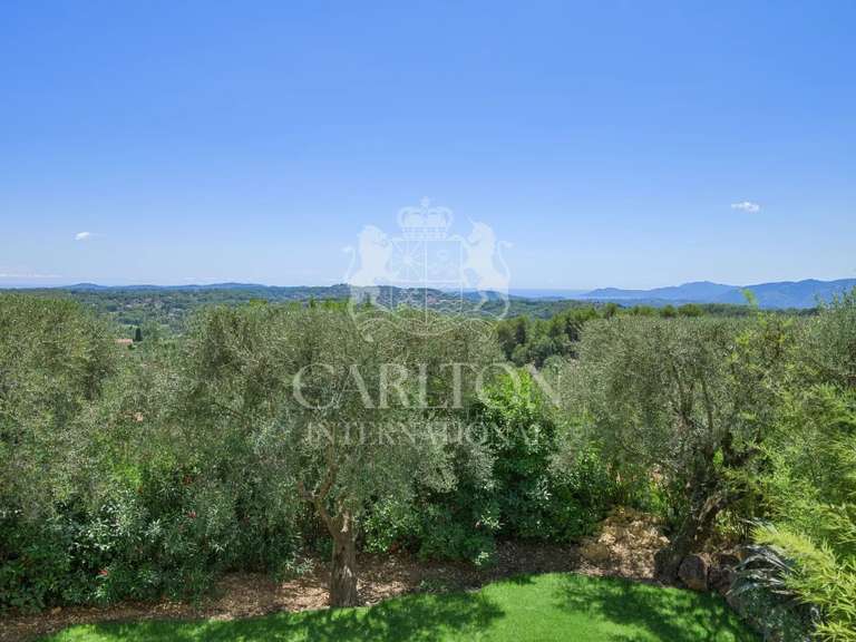 Villa Châteauneuf-Grasse - 4 bedrooms - 175m²