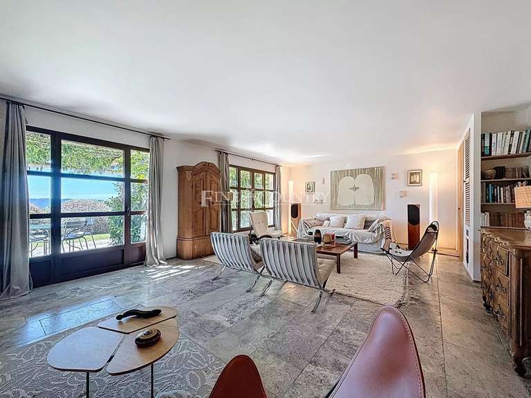 Villa Châteauneuf-Grasse - 5 chambres - 250m²