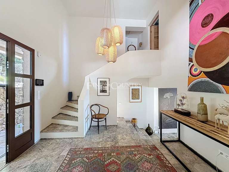 Villa Châteauneuf-Grasse - 5 chambres - 250m²