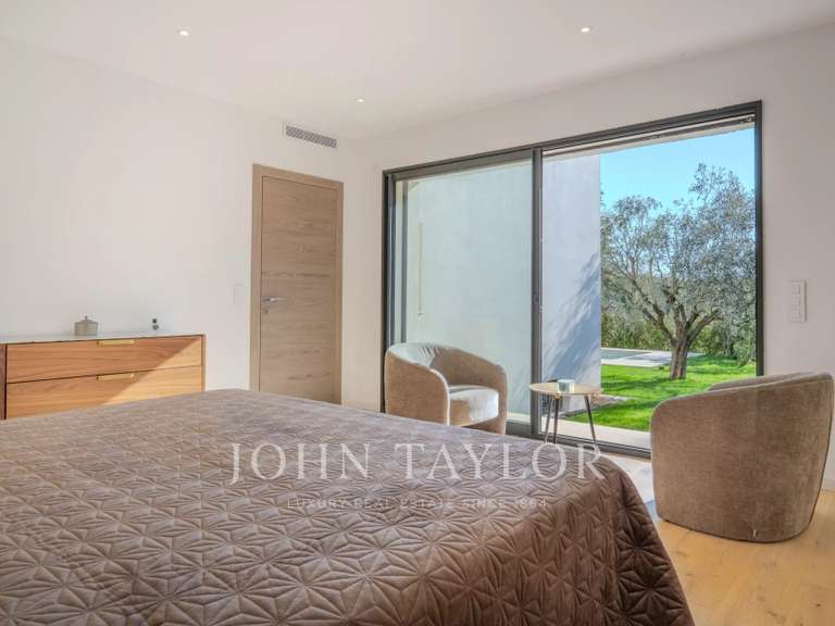 Villa Châteauneuf-Grasse - 5 chambres - 320m²