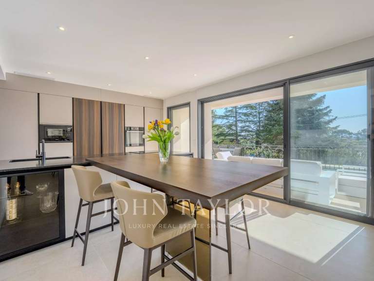 Villa Châteauneuf-Grasse - 5 chambres - 320m²