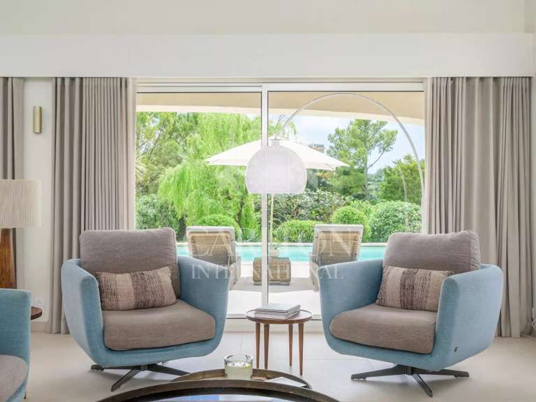 Villa Châteauneuf-Grasse - 4 chambres - 187m²