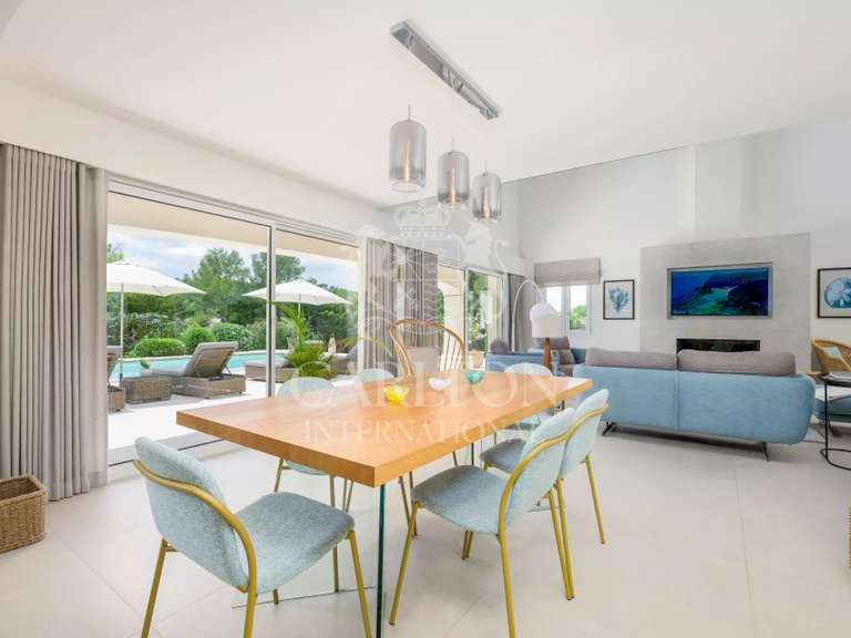 Villa Châteauneuf-Grasse - 4 chambres - 187m²