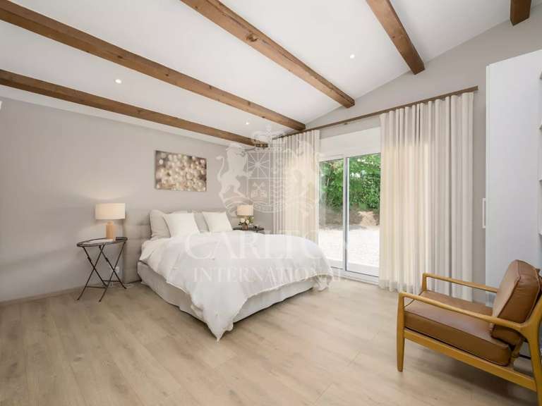 Villa Châteauneuf-Grasse - 4 chambres - 187m²