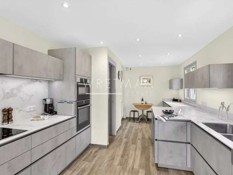 Villa avec Vue sur mer Châteauneuf-Grasse - 3 chambres - 277m²