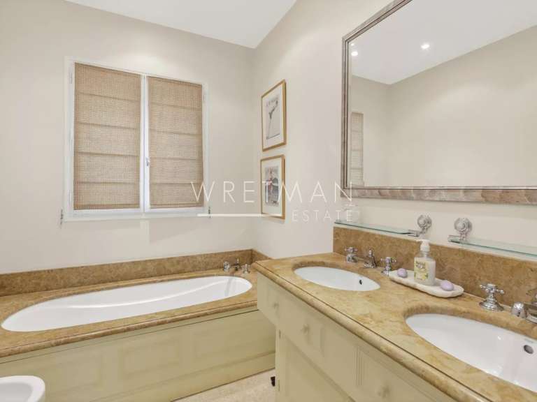 Villa avec Vue sur mer Châteauneuf-Grasse - 3 chambres - 277m²