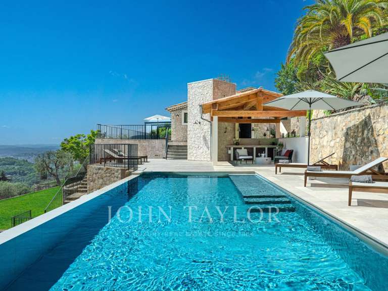 Villa Châteauneuf-Grasse - 4 chambres - 300m²