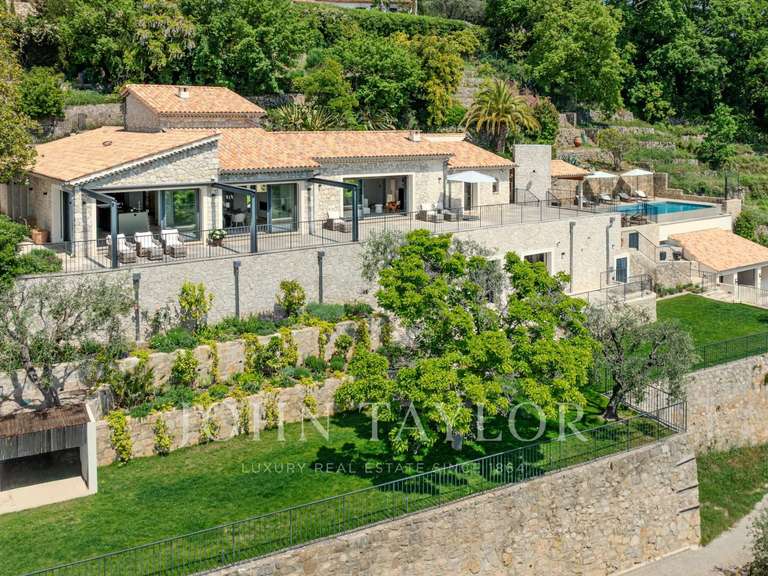 Villa Châteauneuf-Grasse - 4 chambres - 300m²
