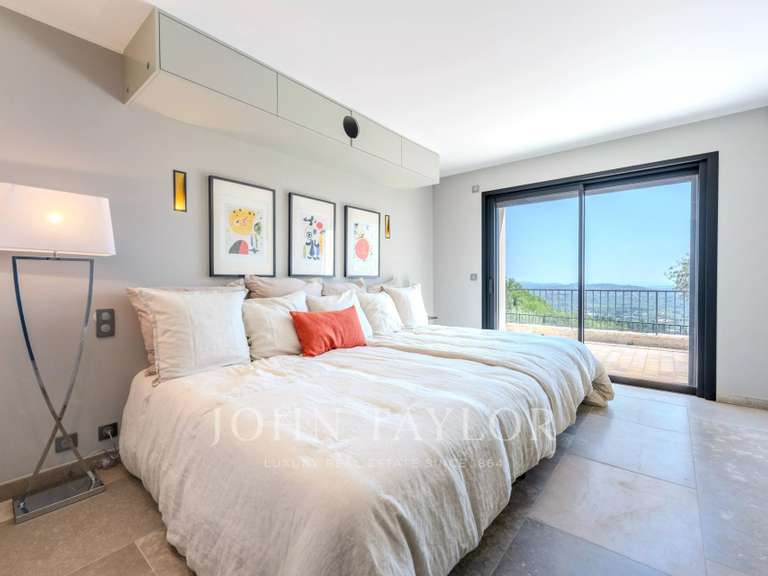 Villa Châteauneuf-Grasse - 4 chambres - 300m²