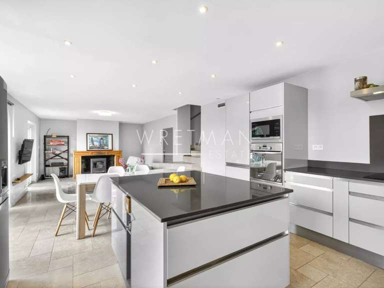 Villa Châteauneuf-Grasse - 3 chambres - 131m²