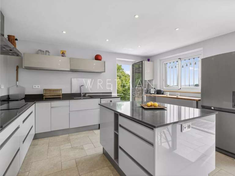 Villa Châteauneuf-Grasse - 3 chambres - 131m²