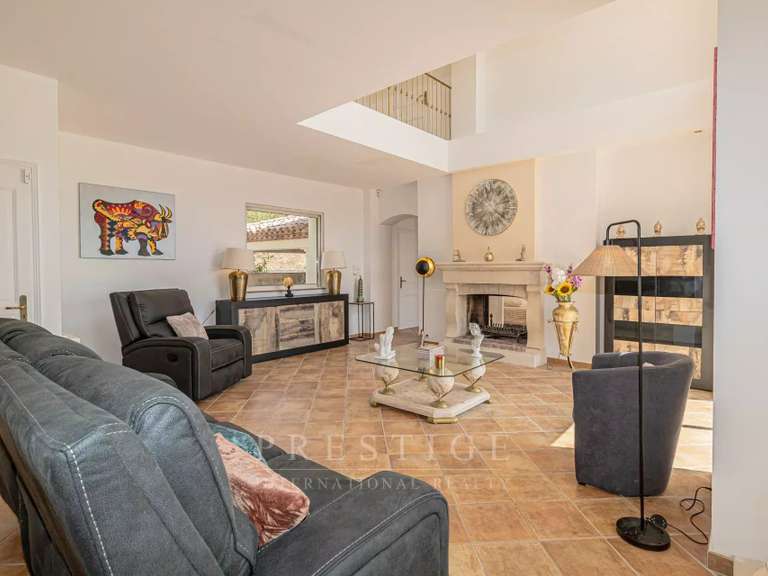 Villa Châteauneuf-Grasse - 3 chambres - 608m²