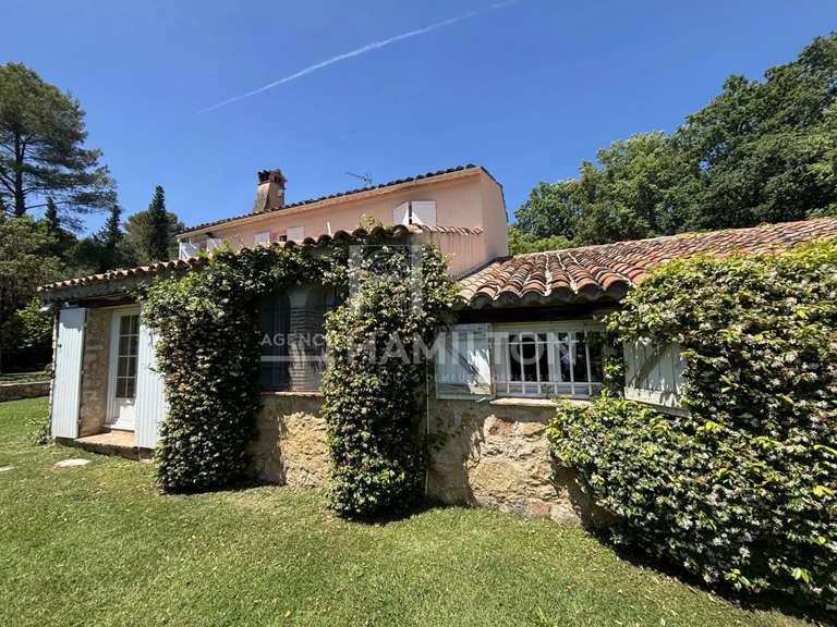 Villa Châteauneuf-Grasse - 5 chambres - 185m²