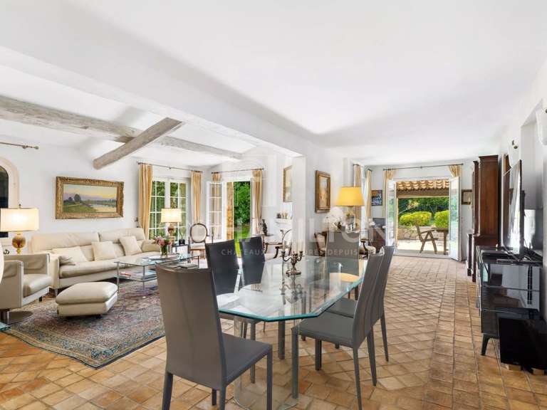 Villa Châteauneuf-Grasse - 5 chambres - 185m²