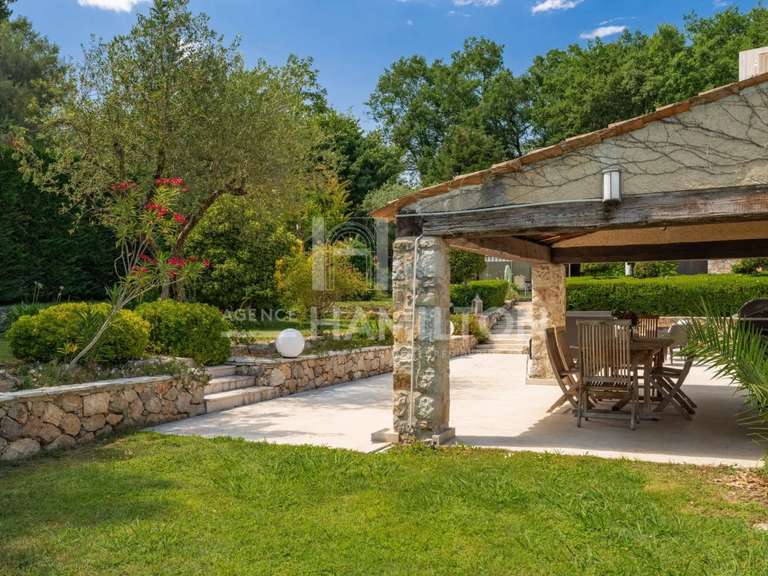 Villa Châteauneuf-Grasse - 5 chambres - 185m²