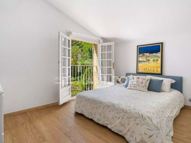 Villa Châteauneuf-Grasse - 5 chambres - 185m²
