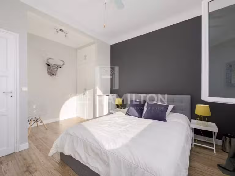 Villa avec Vue sur mer Châteauneuf-Grasse - 5 chambres - 205m²