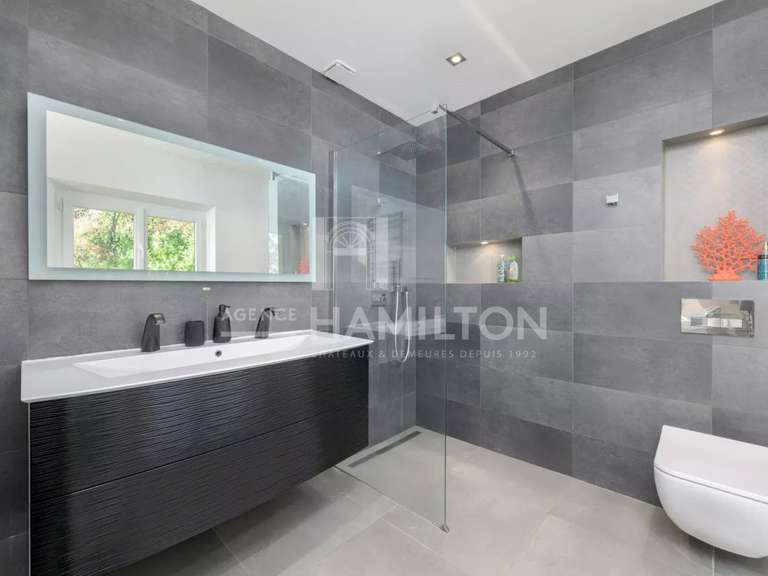 Villa avec Vue sur mer Châteauneuf-Grasse - 5 chambres - 205m²
