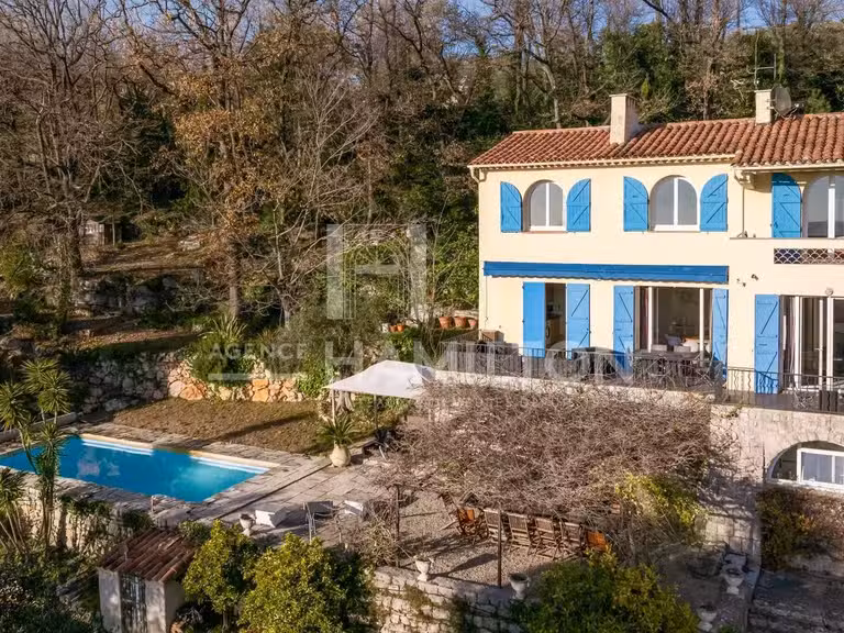 Villa avec Vue sur mer Châteauneuf-Grasse - 5 chambres - 205m²