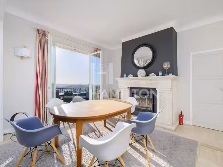 Villa avec Vue sur mer Châteauneuf-Grasse - 5 chambres - 205m²