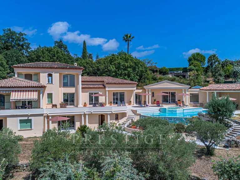 Villa Châteauneuf-Grasse - 3 chambres - 555m²